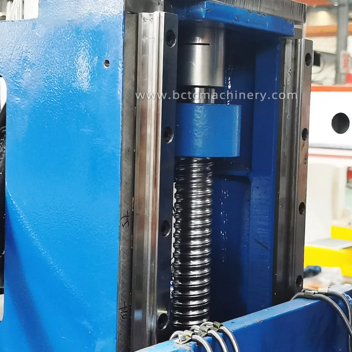 Станок для резки раковины с ЧПУ123 (4)